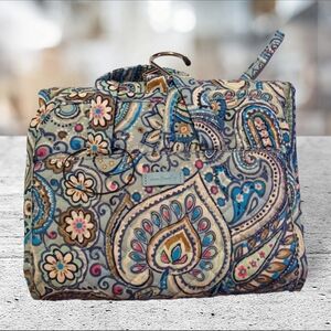 Vera bradley travel makeup/jewelry bag